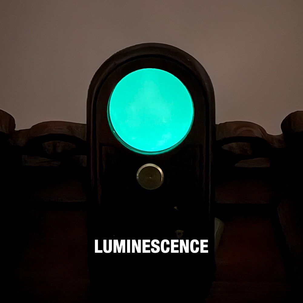 The light in the darkness, Hand-polished solid wood pendant sachet